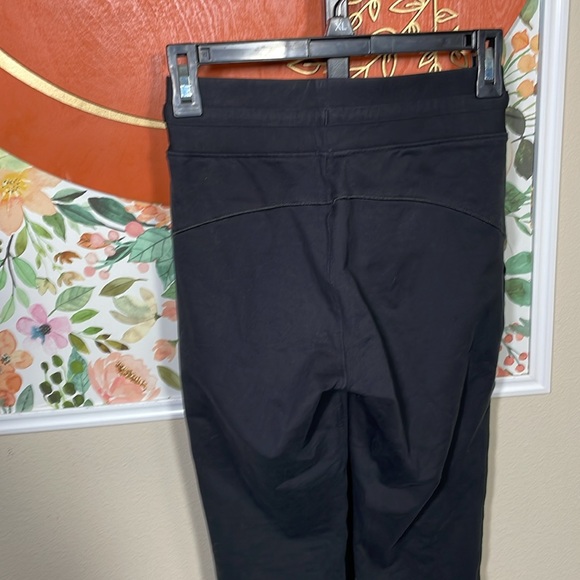 Lululemon Scuba High-Rise Jogger *Fleece 28" size 2 Black - Picture 7 of 13